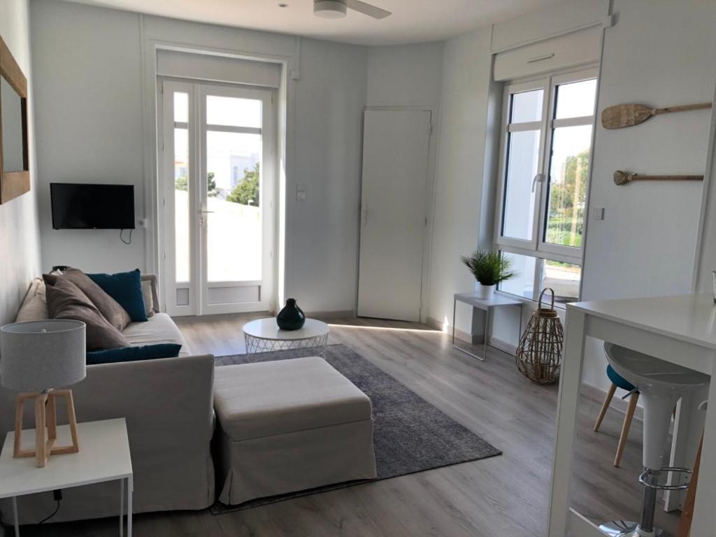 Appartement Avec Vue Mer A Pontaillac Royan Exteriör bild